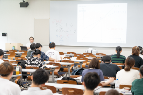 経済経営コースの特徴