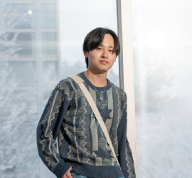 公益学部 二瓶さんの写真