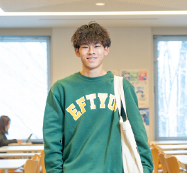 公益学部 加藤さんの写真