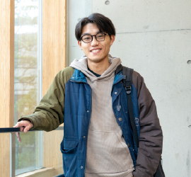 公益学部 工藤さんの写真