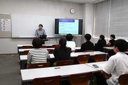 メディア情報コースミニ講義の様子