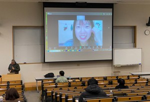 「多文化共生論」の講義の様子