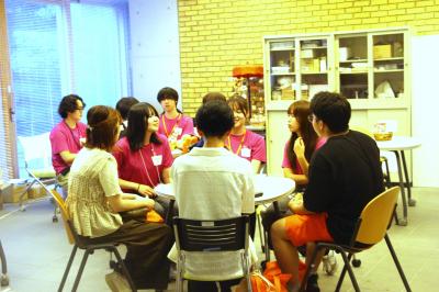 学生フリートークカフェの様子