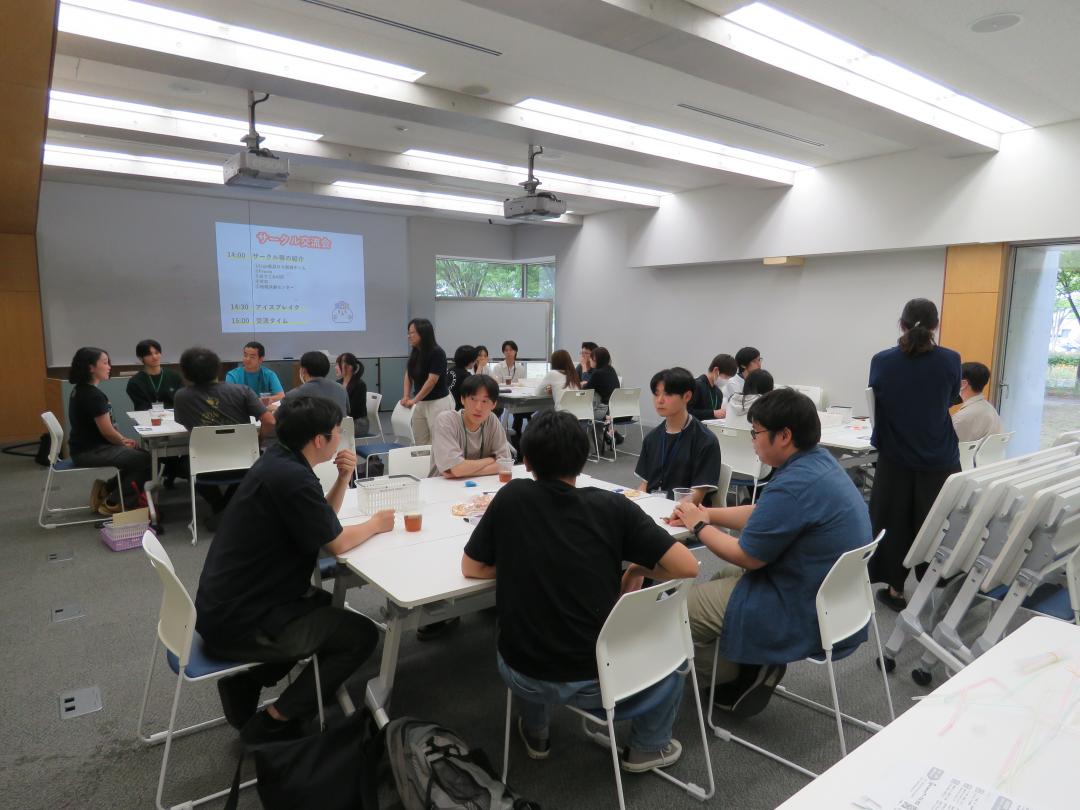 共創カフェの様子